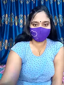 Snapshot of Hot_Maleka chatting on 02-23-25, 01:57 Hot Maleka online show from 02-23-25, 01:57