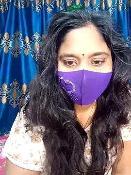 Snapshot of Hot_Maleka chatting on 03-11-25, 01:16 Hot Maleka online show from 03-11-25, 01:16