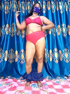 Snapshot of Hot_Maleka chatting on 03-11-25, 06:00 Hot Maleka online show from 03-11-25, 06:00