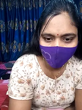 Snapshot of Hot_Maleka chatting on 03-15-25, 01:19 Hot Maleka online show from 03-15-25, 01:19