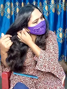 Snapshot of Hot_Maleka chatting on 03-21-25, 01:13 Hot Maleka online show from 03-21-25, 01:13