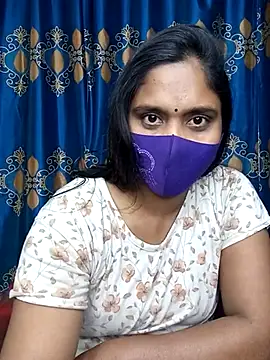 Snapshot of Hot_Maleka chatting on 03-22-25, 06:00 Hot Maleka online show from 03-22-25, 06:00