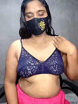 Snapshot of Hot_Maleka chatting on 09-11-25, 02:06 Hot Maleka online show from 09-11-25, 02:06