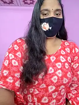 Snapshot of Hot_Maleka chatting on 10-07-25, 02:03 Hot Maleka online show from 10-07-25, 02:03