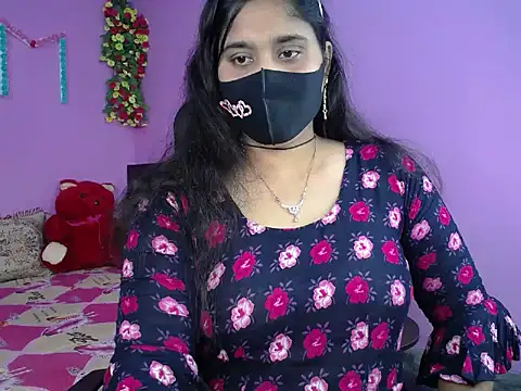 Snapshot of Hot_Maleka chatting on 02-10-26, 04:11 Hot Maleka online show from 02-10-26, 04:11