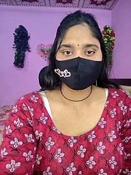 Snapshot of Hot_Maleka chatting on 03-04-26, 04:46 Hot Maleka online show from 03-04-26, 04:46