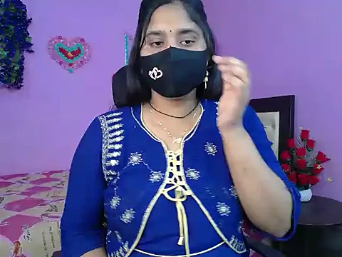 Snapshot of Hot_Maleka chatting on 03-12-26, 04:46 Hot Maleka online show from 03-12-26, 04:46