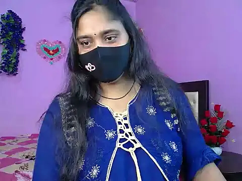 Snapshot of Hot_Maleka chatting on 03-19-26, 01:42 Hot Maleka online show from 03-19-26, 01:42