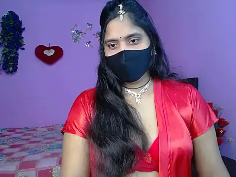 Hot Maleka online show from 05-10-26, 04:34