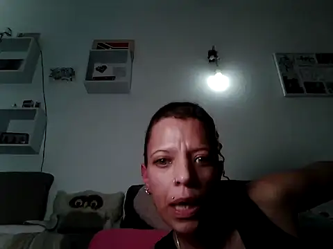 prettyblueeyes420 online show from 11-29-25, 03:20