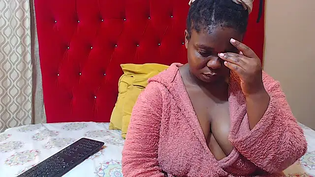 sexychocolatbox10 online show from 06-25-26, 06:29