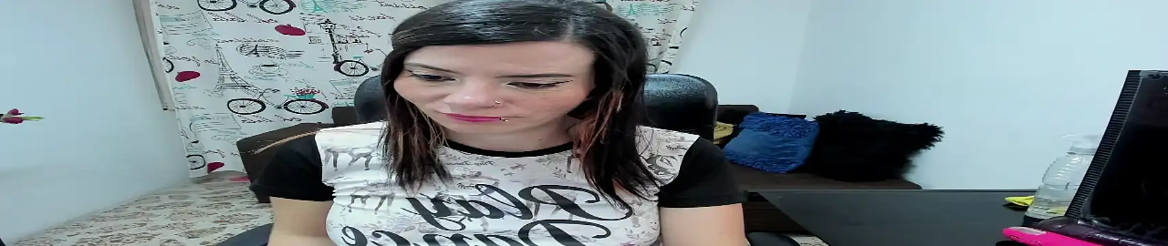 DanaaRey online show from 11-06-25, 04:41