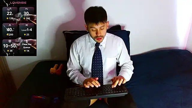 Snapshot of Mercury_muscle chatting on 09-24-25, 11:35 Mercury muscle online show from 09-24-25, 11:35