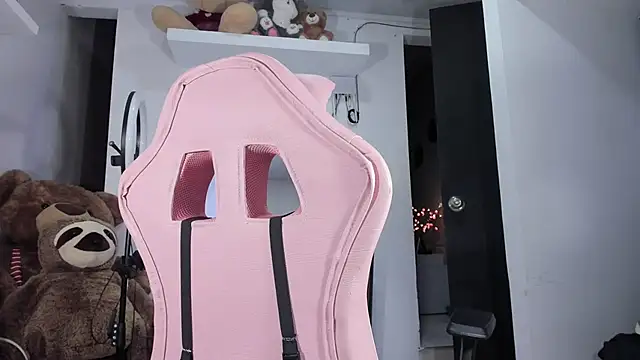 emily palmeer online show from 12-31-24, 10:15