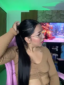 Tamara Roberts1 online show from 12-19-24, 05:07