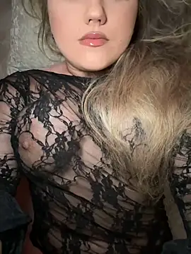 scarletseduction  online show from 01-10-25, 05:02