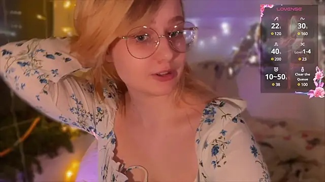 Snapshot of JacyWinslat chatting on 01-31-25, 06:14 JacyWinslat online show from 01-31-25, 06:14