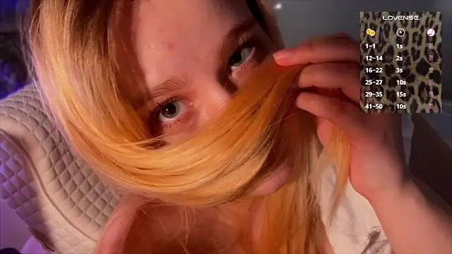 Snapshot of JacyWinslat chatting on 02-05-25, 05:42 JacyWinslat online show from 02-05-25, 05:42