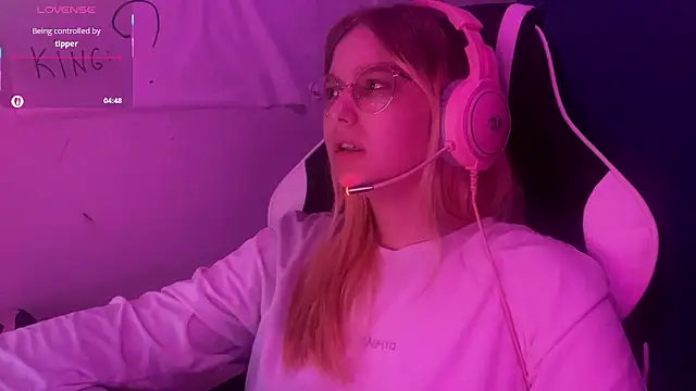 Snapshot of JacyWinslat chatting on 03-18-25, 07:31 JacyWinslat online show from 03-18-25, 07:31