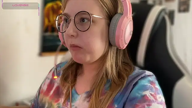 Snapshot of JacyWinslat chatting on 09-23-25, 01:14 JacyWinslat online show from 09-23-25, 01:14