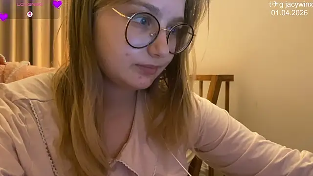 JacyWinslat online show from 04-01-26, 02:14