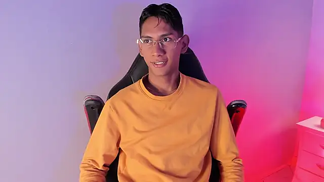 Nick Collins18 online show from 10-07-25, 08:39