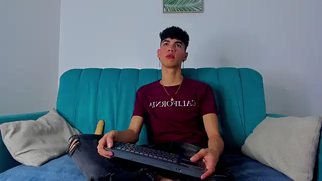 NeoRaptis online show from 01-16-25, 08:14