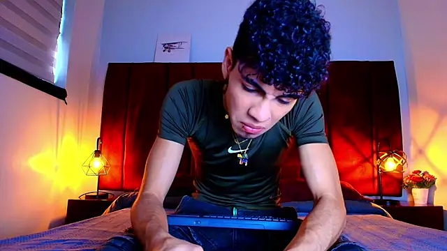 NeoRaptis online show from 09-23-25, 08:12