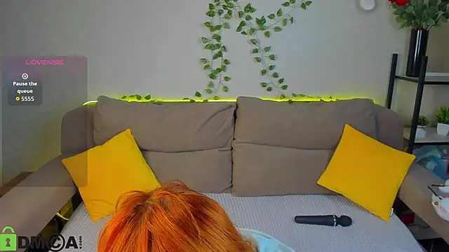 Little Chips online show from 11-13-25, 05:23