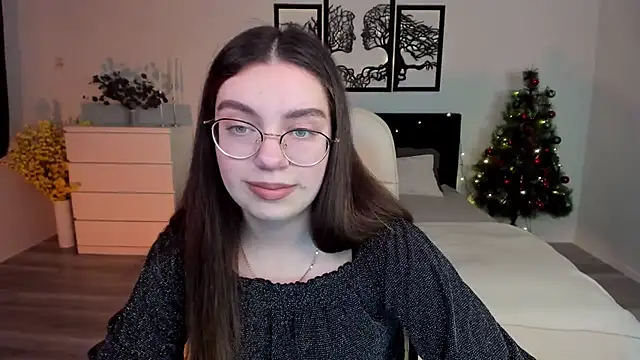 DaniellaLovely online show from 12-22-24, 11:22