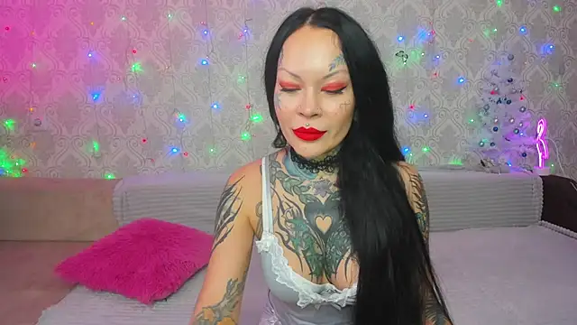 Megan Black Moon online show from 12-26-24, 04:32