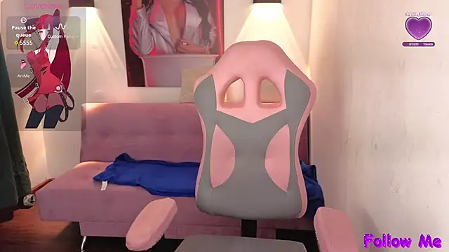 vittorialombardi   online show from 10-08-25, 08:12