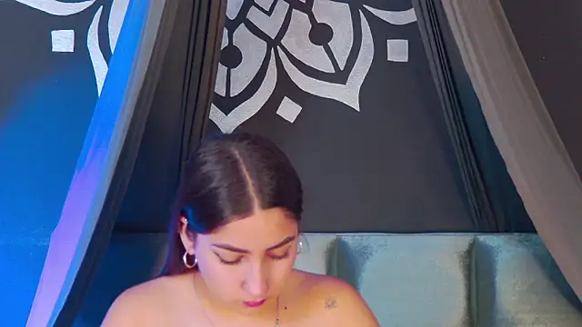 zoee moretti online show from 09-09-25, 12:48
