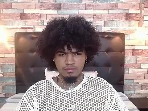 Snapshot of JaicobRuneer chatting on 09-27-25, 12:15 JaicobRuneer online show from 09-27-25, 12:15