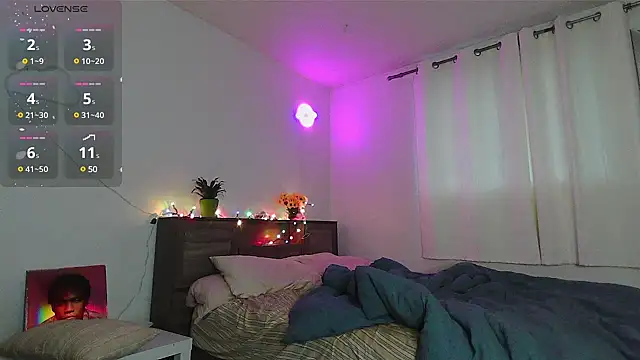 Kittyymaze1 online show from 12-11-24, 01:17