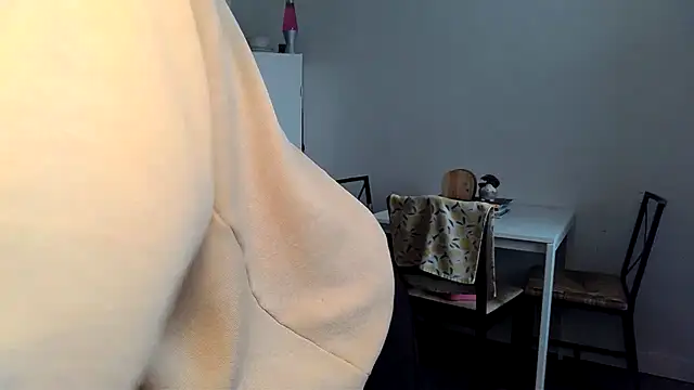 Kittyymaze1 online show from 03-26-26, 12:22