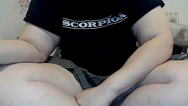 Kittyymaze1 online show from 06-07-26, 03:49