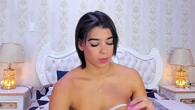 TiaraRosse online show from 01-15-25, 01:52