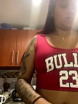 Cafeziitha02 online show from 09-30-25, 10:48