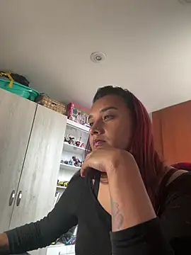 Cafeziitha02 online show from 02-03-26, 08:58