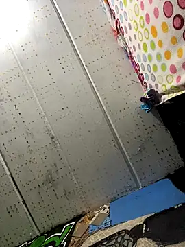 Snapshot of macg96 chatting on 11-17-25, 02:39 macg96 online show from 11-17-25, 02:39