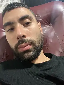 Snapshot of macg96 chatting on 11-25-25, 07:19 macg96 online show from 11-25-25, 07:19