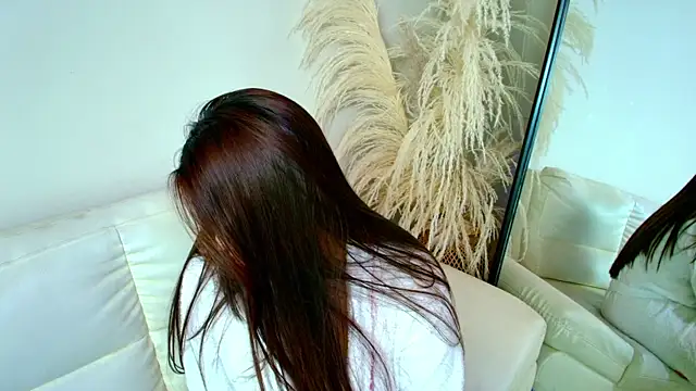 Snapshot of Rebeca_Williams_ chatting on 02-26-25, 03:21 Rebeca Williams  online show from 02-26-25, 03:21