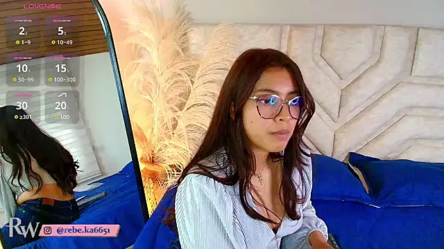 Snapshot of Rebeca_Williams_ chatting on 03-18-25, 06:48 Rebeca Williams  online show from 03-18-25, 06:48