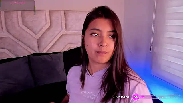 Snapshot of Rebeca_Williams_ chatting on 10-24-25, 12:34 Rebeca Williams  online show from 10-24-25, 12:34