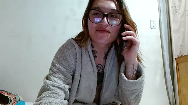 kittenlizz online show from 02-14-25, 12:09