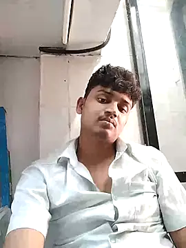 Snapshot of heartless__95 chatting on 02-17-25, 10:07 heartless 95 online show from 02-17-25, 10:07