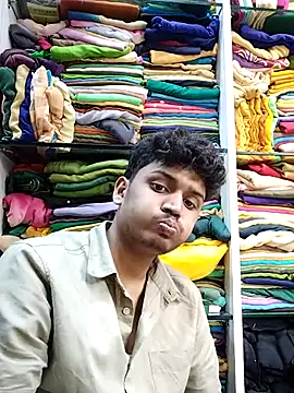 Snapshot of heartless__95 chatting on 03-06-25, 10:20 heartless 95 online show from 03-06-25, 10:20