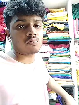 Snapshot of heartless__95 chatting on 03-15-25, 06:14 heartless 95 online show from 03-15-25, 06:14