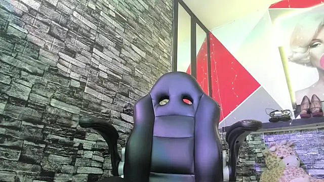 Cute Cata online show from 02-17-25, 09:30